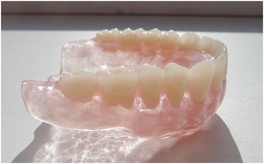 Съемный протез зубов «Термо джет»